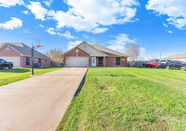 Homes for sale in Rio Vista, TX | 803 Green St, Rio Vista, TX 76093 | MLS# 21213885