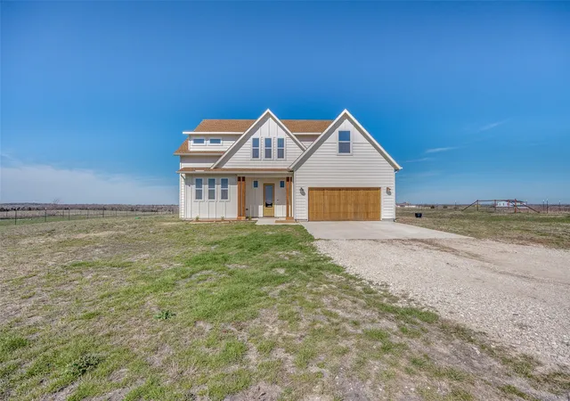 Photo 2 of Single family home for sale at 5032 County Road 1094, Celeste, TX 75423 | MLS# 21214075 | Listing updated on 2026-07-07