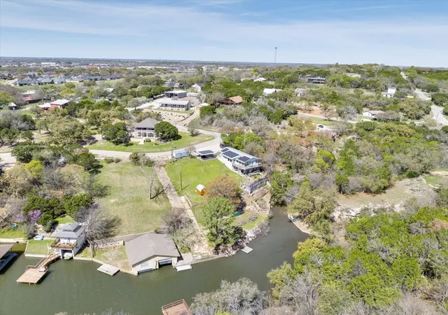 Photo 2 of Land for sale at 1011 Hidden Cove Trl, Granbury, TX 76049 | MLS# 21206562 | Listing updated on 2026-07-22