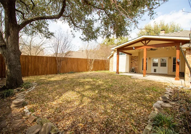 Photo 3 of Single family home for sale at 2410 Radcliffe Dr, Rowlett, TX 75088 | MLS# 21195693 | Listing updated on 2026-08-25