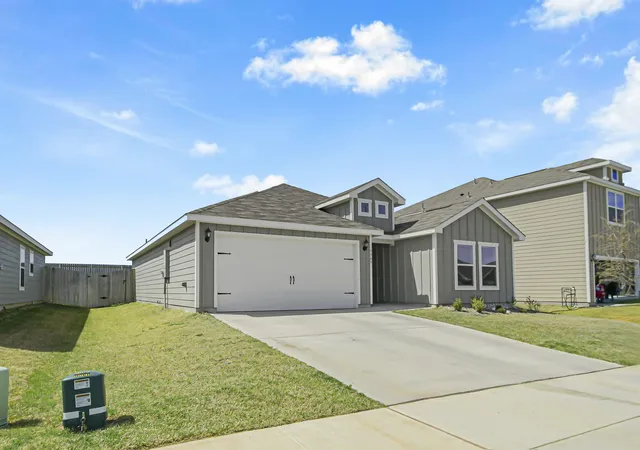 Photo 2 of Single family home for sale at 9949 Voyager Ln, Fort Worth, TX 76131 | MLS# 21180201 | Listing updated on 2026-08-25