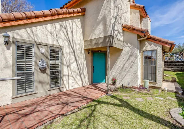 Photo 2 of Sale Pending at 6504 Hickock Dr #6D, Fort Worth, TX 76116 | MLS# 21185064 | Listing updated on 2026-09-24