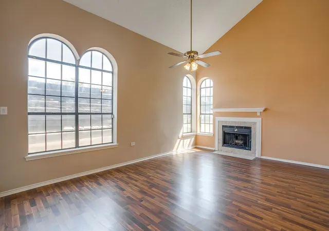 Photo 3 of Sale Pending at 6504 Hickock Dr #6D, Fort Worth, TX 76116 | MLS# 21185064 | Listing updated on 2026-09-24