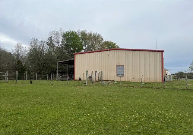 Homes for sale in Troup, TX | 542 Cr 4716, Troup, TX 75789 | MLS# 21213647