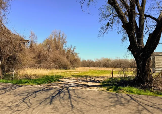 2nd image of 9911 Zion Hill Rd, Poolville, TX 76487 | MLS# 21208937