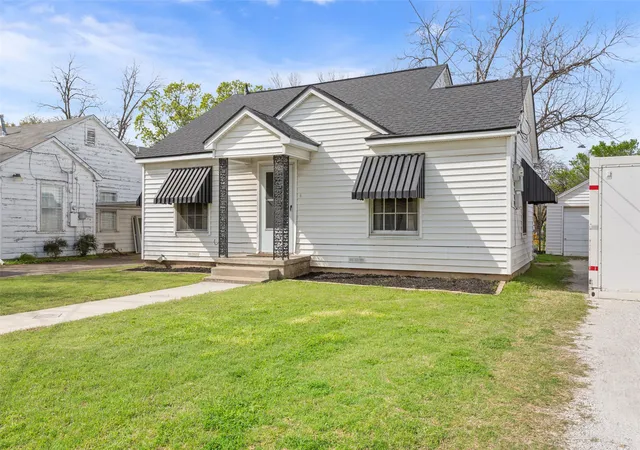 Homes for sale in Bellmead, TX | 1206 Ashleman St, Bellmead, TX 76705 | MLS# 21209944