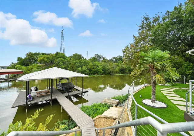 Photo 4 of Sale Pending at 4220 Rench Rd, Fort Worth, TX 76135 | MLS# 21213365 | Listing updated on 2026-09-23