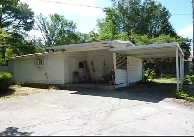 Homes for sale in Mexia, TX | 1000 E Titus St, Mexia, TX 76667 | MLS# 21214543