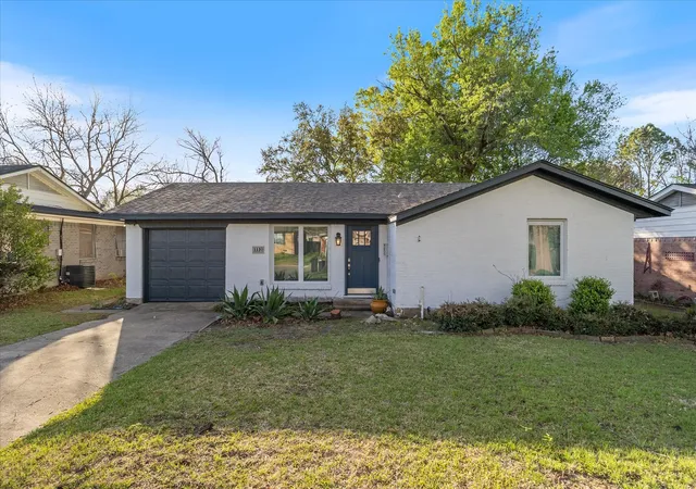 Photo 1 of Sale Pending at 1110 Tosch Ln, Mesquite, TX 75149 | MLS# 21214440 | Listing updated on 2026-10-02
