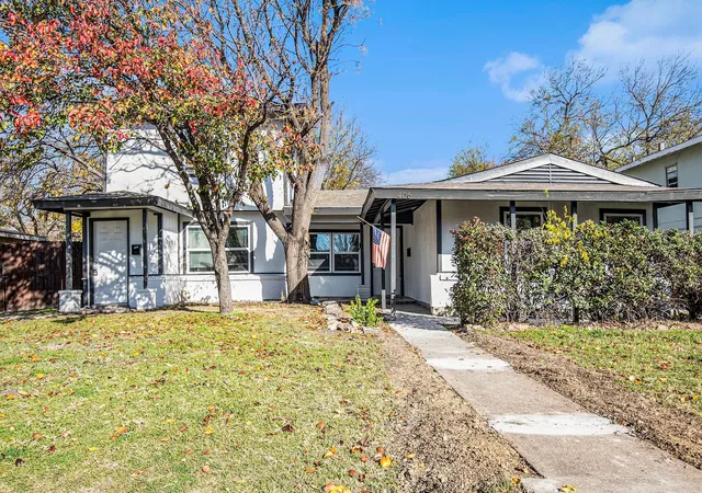 Photo 1 of Multi family home for sale at 408 Dawson Cir, Grand Prairie, TX 75051 | MLS# 21214677 | Listing updated on 2026-08-28