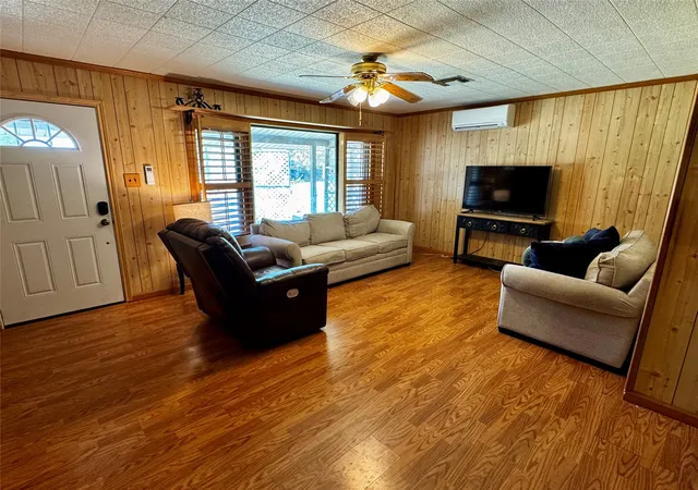3rd image of 512 Wanda St, San Angelo, TX 76903 | MLS# 21214699