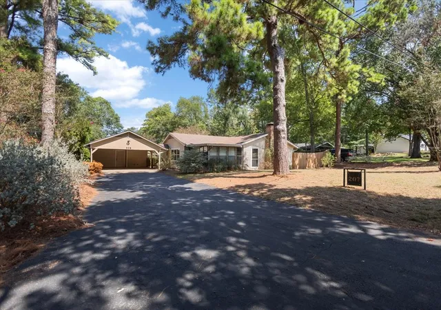 Single family home for sale at 207 Grass Knoll Dr, Hideaway, TX 75771 | MLS# 21214766 | Listing updated on 2026-10-05