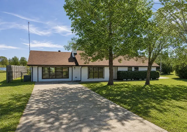 2nd image of 116 County Road 1559, Alba, TX 75410 | MLS# 21214852