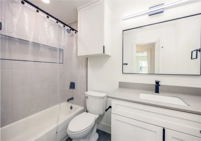 Photo 10 of Single family home for sale at 3061 Dothan Ln, Dallas, TX 75229 | MLS# 21208652 | Listing updated on 2026-09-01