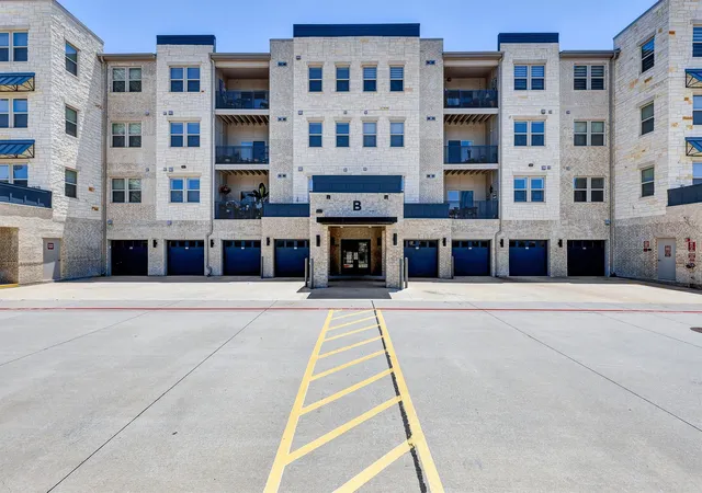 Homes for sale in Allen, TX | 651 N Watters Rd #2105, Allen, TX 75013 | MLS# 21214931