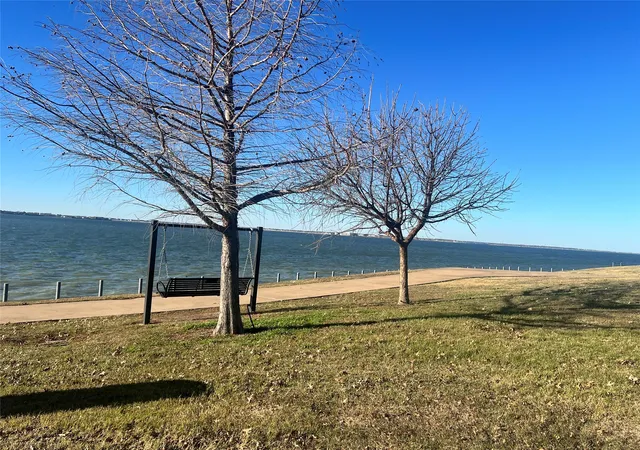 Photo 2 of Single family home for sale at 116 Darrell Dr, Rockwall, TX 75032 | MLS# 21214975 | Listing updated on 2026-09-18