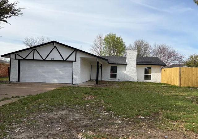 Photo 3 of Single family home for sale at 116 Darrell Dr, Rockwall, TX 75032 | MLS# 21214975 | Listing updated on 2026-09-18