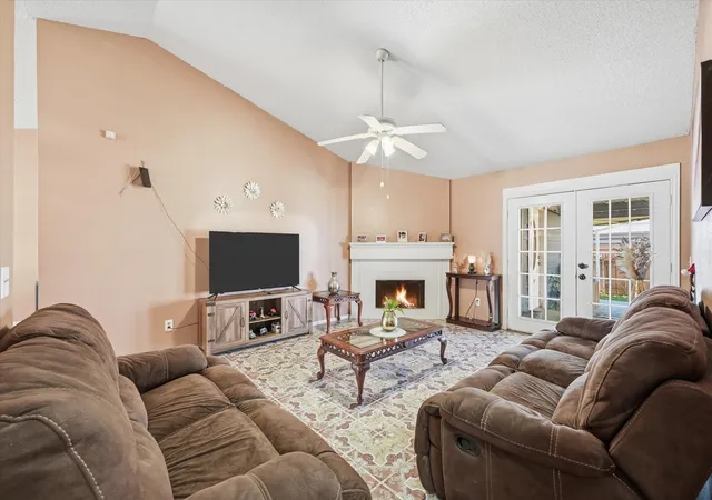 Photo 3 of Sale Pending at 919 Brae Loch Dr, Dallas, TX 75217 | MLS# 21187239 | Listing updated on 2026-09-21