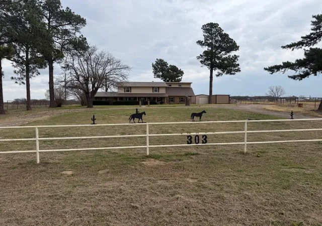 Photo 2 of Sale Pending at 401 New Highland Rd, Springtown, TX 76082 | MLS# 21215054 | Listing updated on 2026-07-22