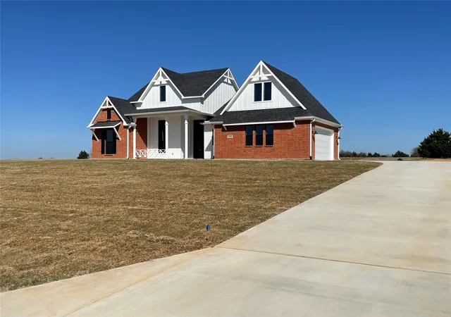 Photo 2 of Single family home for sale at 1083 Dixie Estates Wy, Whitesboro, TX 76273 | MLS# 21213853 | Listing updated on 2026-09-27