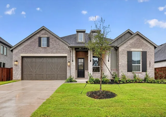 Photo 1 of Single family home for sale at 1951 Benedetto Wy, Rockwall, TX 75032 | MLS# 21215125 | Listing updated on 2026-10-07