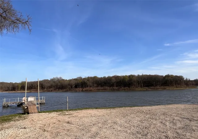 Homes for sale in Pottsboro, TX | 304 Willow Dr, Pottsboro, TX 75076 | MLS# 21215167