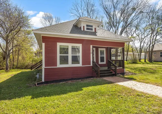 Homes for sale in Mount Vernon, TX | 110 English St, Mount Vernon, TX 75457 | MLS# 21215160