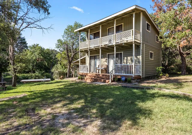 Photo 3 of Single family home for sale at 2547 Forest Park Dr, Granbury, TX 76048 | MLS# 21215424 | Listing updated on 2026-08-12