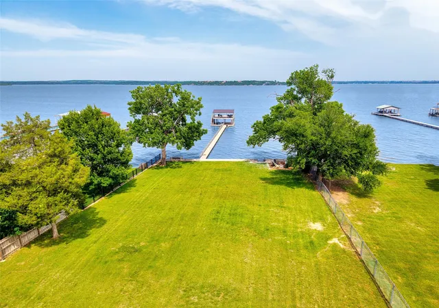 Photo 1 of Land for sale at 216 N Broadway Rd, Azle, TX 76020 | MLS# 21215447 | Listing updated on 2026-07-12