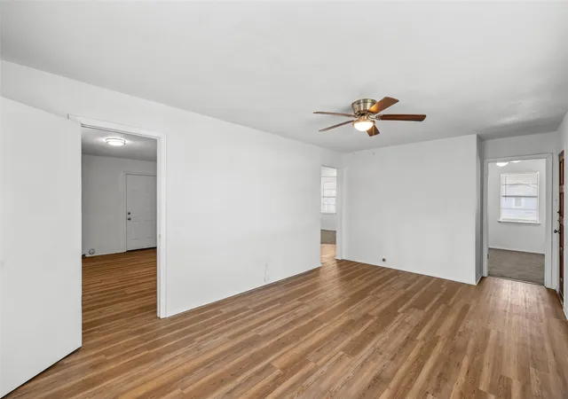 Photo 4 of Single family home for sale at 915 Faulkner Ln, Waco, TX 76704 | MLS# 21214308 | Listing updated on 2026-08-24