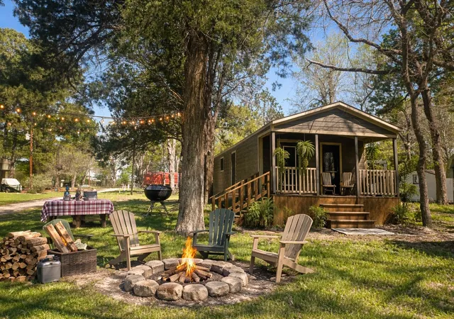 Photo 2 of Manufactured home for sale at 174 Maple Ave, Streetman, TX 75859 | MLS# 21214861 | Listing updated on 2026-08-17