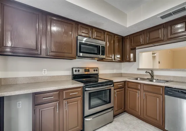 Homes for sale in Irving, TX | 4535 N O Connor Rd #1218, Irving, TX 75062 | MLS# 21209508