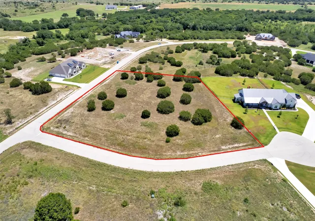 Homes for sale in Cresson, TX | 301 Elliott Ct, Cresson, TX 76035 | MLS# 21215896