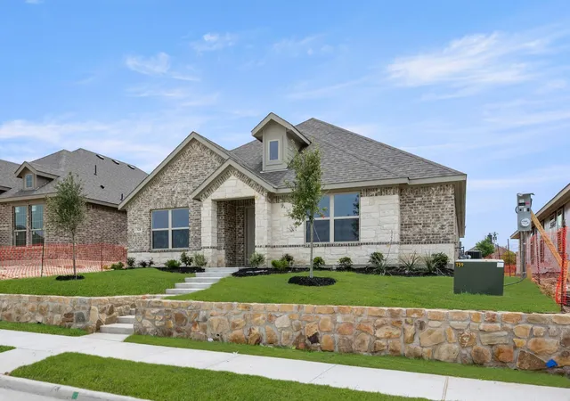 Photo 2 of Single family home for sale at 328 Dairy Wy, Midlothian, TX 76065 | MLS# 21215895 | Listing updated on 2026-10-01