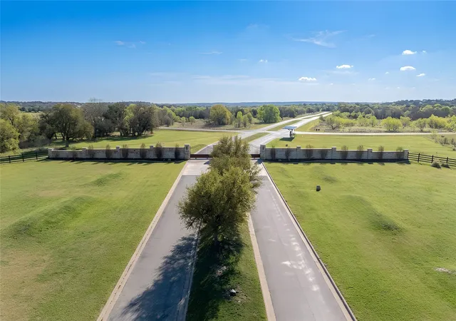 Homes for sale in Graford, TX | 1620 Canyon Wren Loop, Graford, TX 76449 | MLS# 21215798