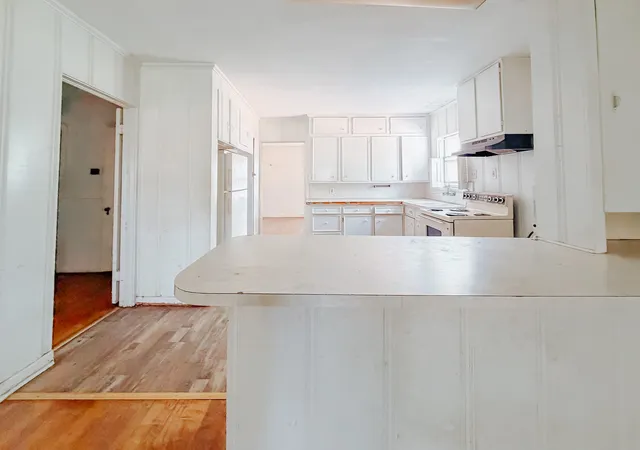 Photo 3 of Single family home for sale at 409 S 31St St, Corsicana, TX 75110 | MLS# 21214234 | Listing updated on 2026-07-21