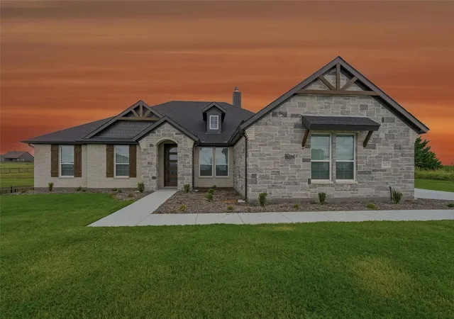 Photo 1 of Single family home for sale at 267 Meadow Vista Dr, Rhome, TX 76078 | MLS# 21216118 | Listing updated on 2026-07-25