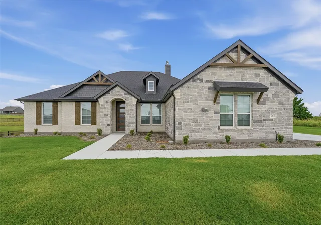 Photo 2 of Single family home for sale at 267 Meadow Vista Dr, Rhome, TX 76078 | MLS# 21216118 | Listing updated on 2026-07-25