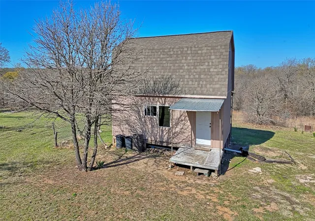 2nd image of 1486 Hildreth Pool Rd, Bowie, TX 76230 | MLS# 21216269