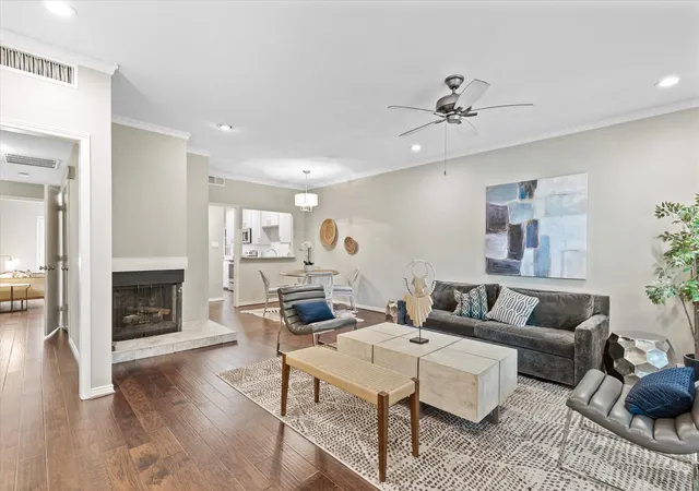 4th image of 4403 Bellaire Dr S #224S, Fort Worth, TX 76109 | MLS# 21216278