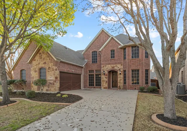 Photo 3 of Single family home for sale at 201 Chatfield Dr, Rockwall, TX 75087 | MLS# 21215147 | Listing updated on 2026-07-27