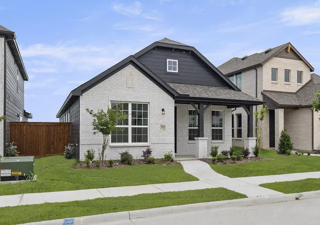 Photo 3 of Sale Pending at 3210 Summerland Dr, Royse City, TX 75189 | MLS# 21216328 | Listing updated on 2026-08-21