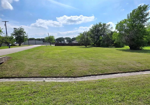 Homes for sale in Forney, TX | 0 E Aimee St, Forney, TX 75126 | MLS# 21211456