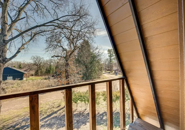 Homes for sale in Log Cabin, TX | 5248 Sam Houston Dr, Log Cabin, TX 75148 | MLS# 21216609