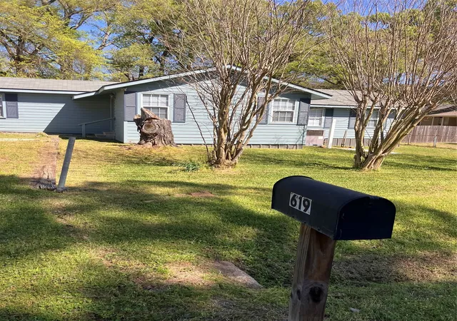 2nd image of 619 Chinquapin Dr, Shreveport, LA 71106 | MLS# 21216997