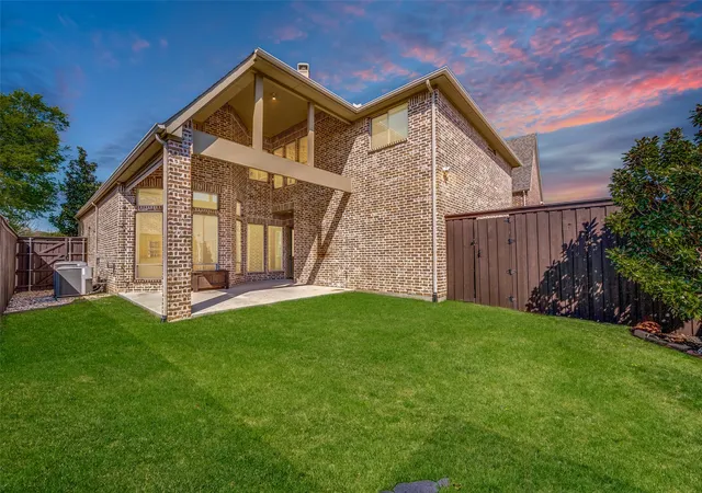 Photo 3 of Single family home for sale at 2531 Sage Ridge Dr, Frisco, TX 75034 | MLS# 21216767 | Listing updated on 2026-08-04