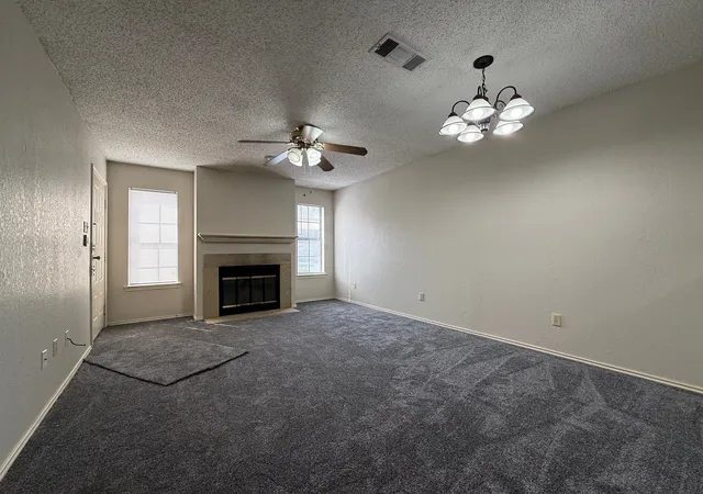 4th image of 1723 Crest Grove Dr #120B, Arlington, TX 76012 | MLS# 21217152