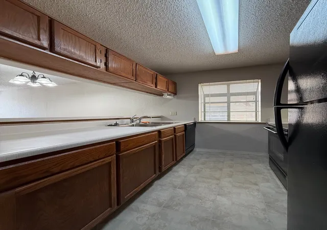 5th image of 1723 Crest Grove Dr #120B, Arlington, TX 76012 | MLS# 21217152