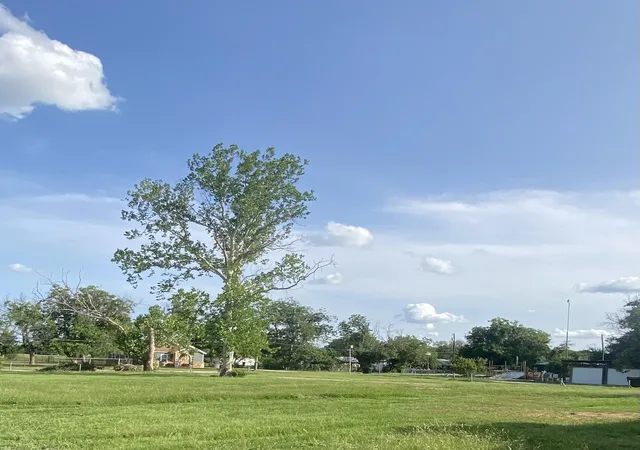 Photo 1 of Sale Pending at 1701 Dallas St, Brownwood, TX 76801 | MLS# 21215030 | Listing updated on 2026-10-02