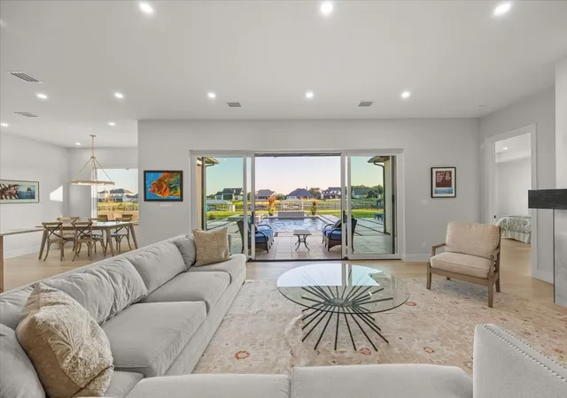 Photo 3 of Single family home for sale at 1532 Laguna N, Pelican Bay, TX 76020 | MLS# 21217107 | Listing updated on 2026-10-05
